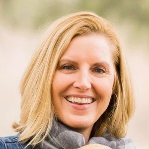 Meet your Posher, Leslie